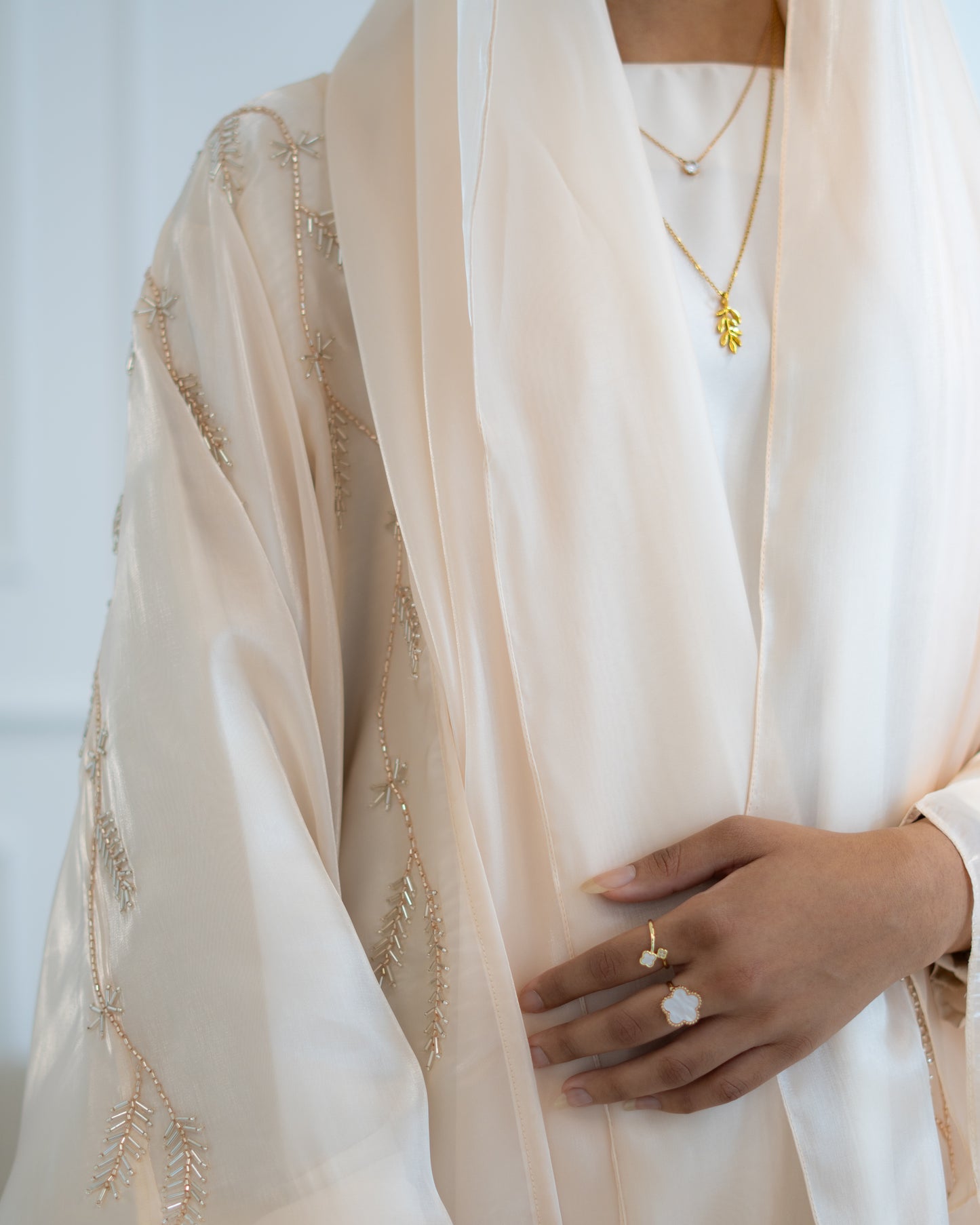 Cream Liyah Abaya