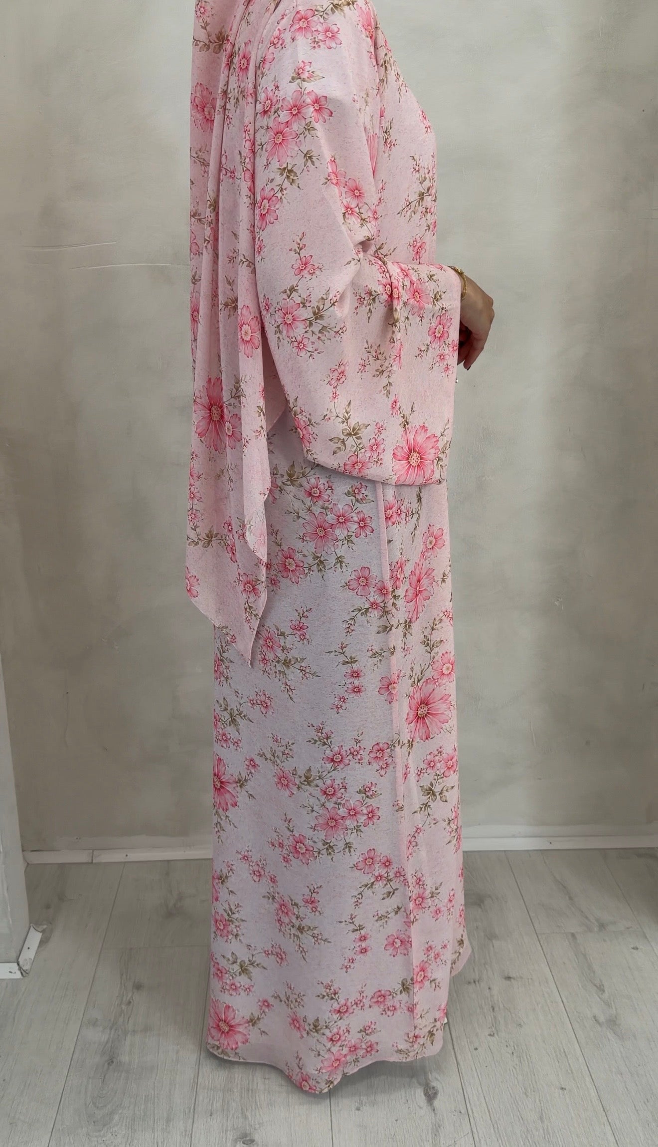 Soft Pink Floral Abaya