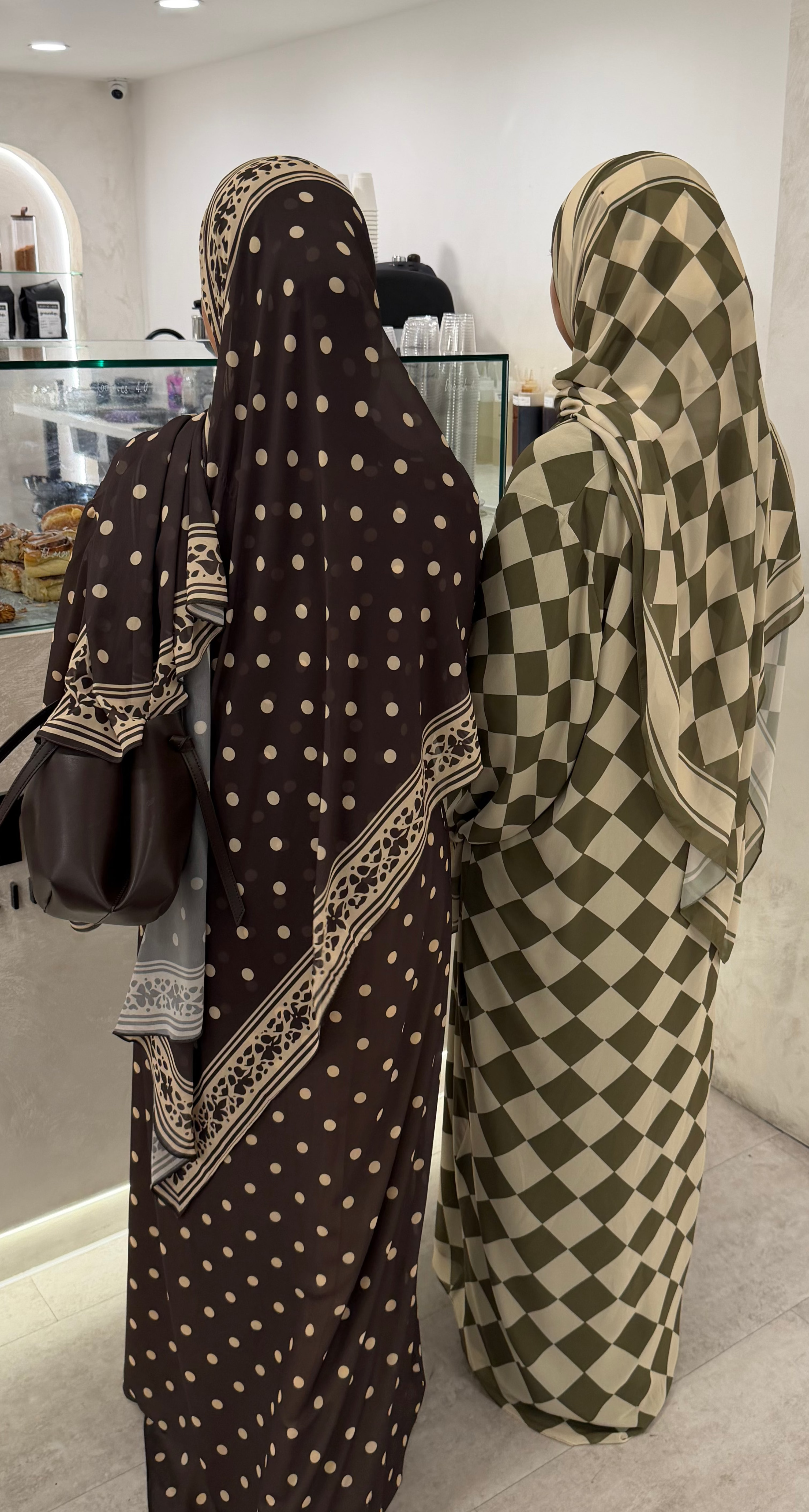 Olive Checkered Border Abaya