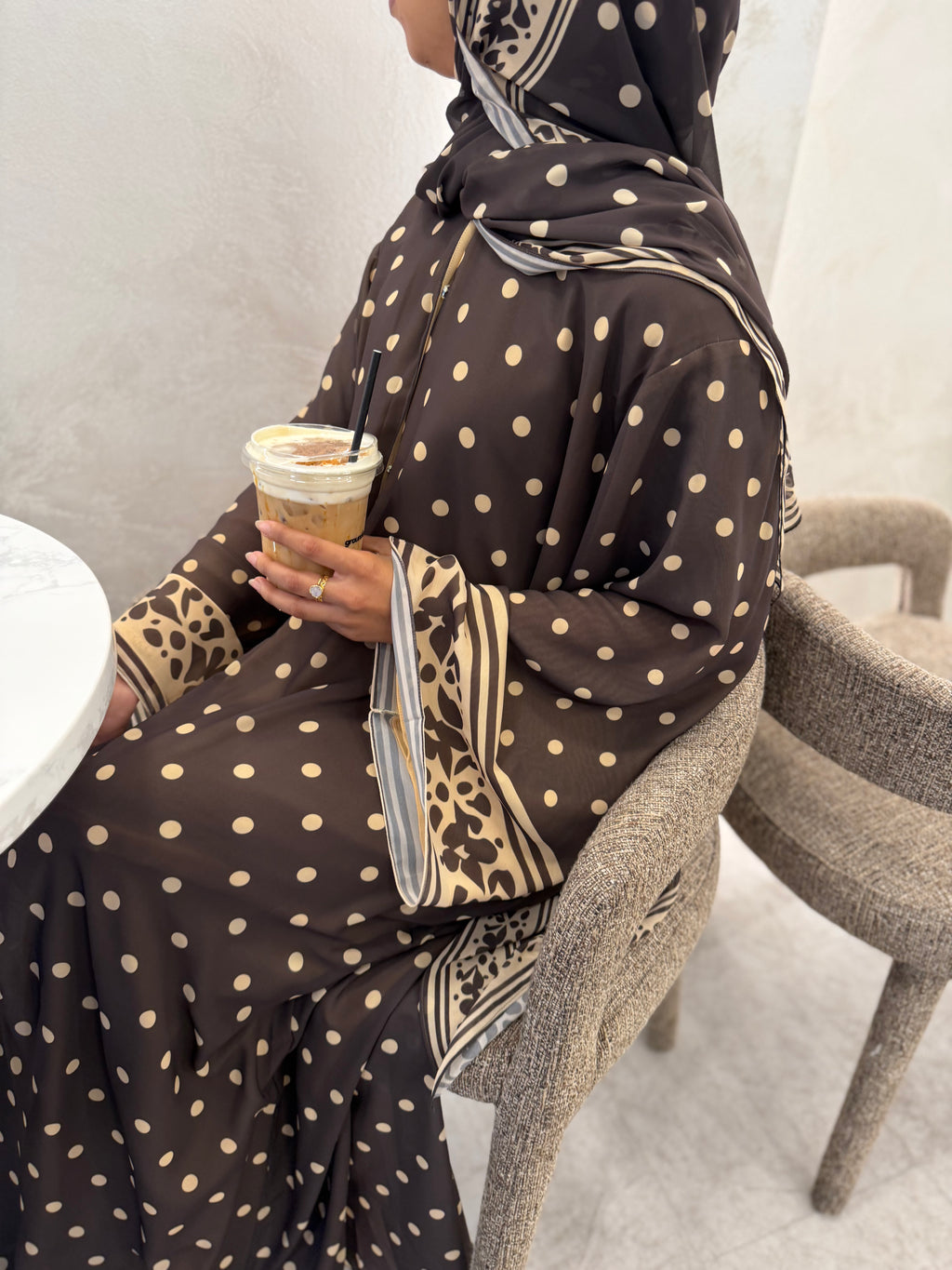 Brown Border Polka Dot Abaya