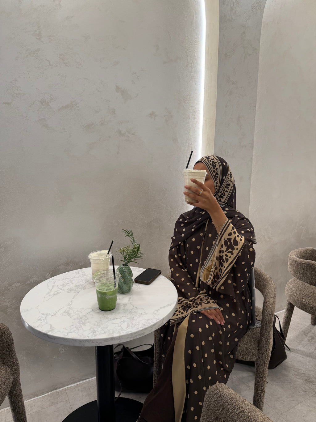 Brown Border Polka Dot Abaya