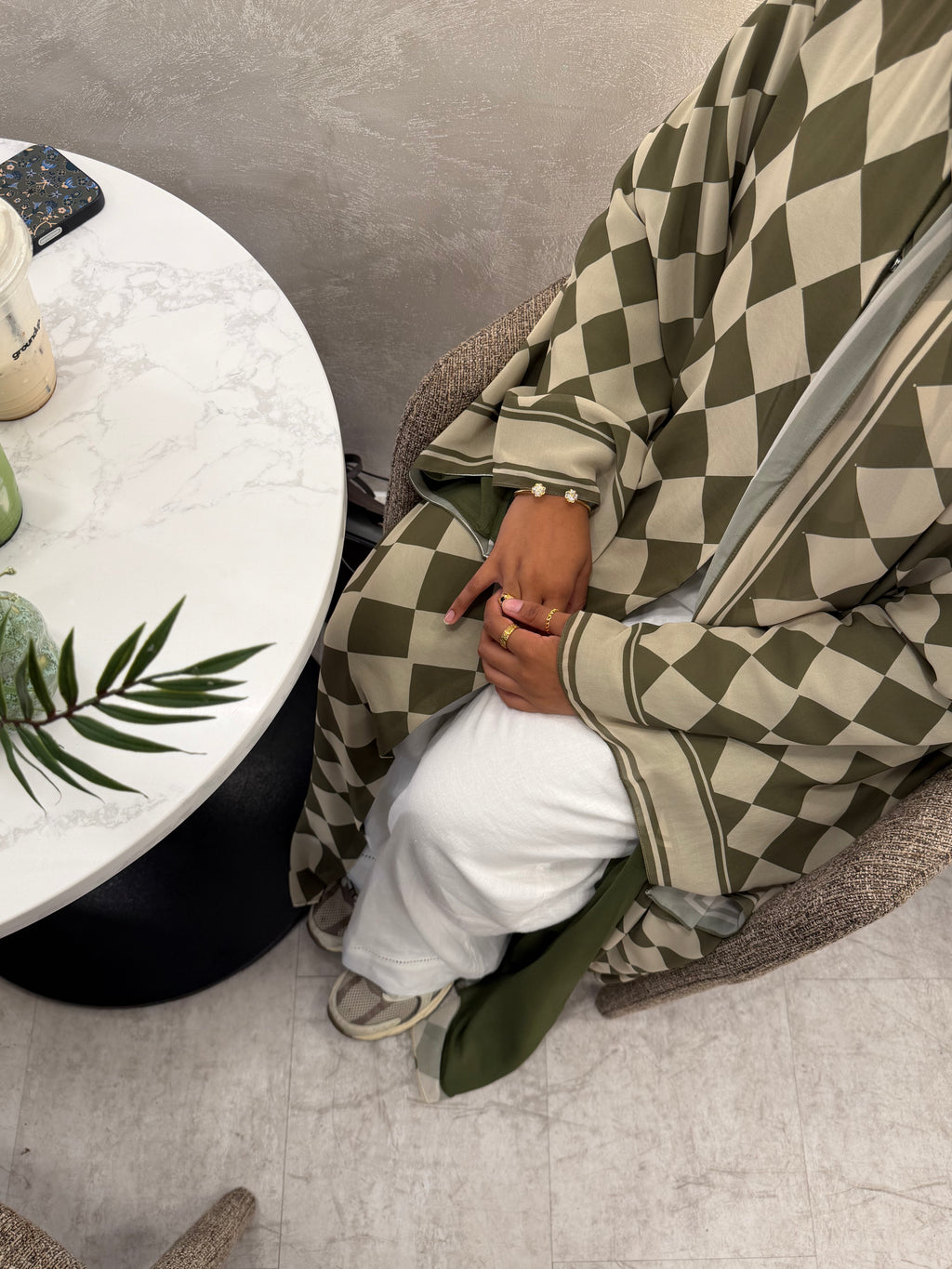 Olive Checkered Border Abaya